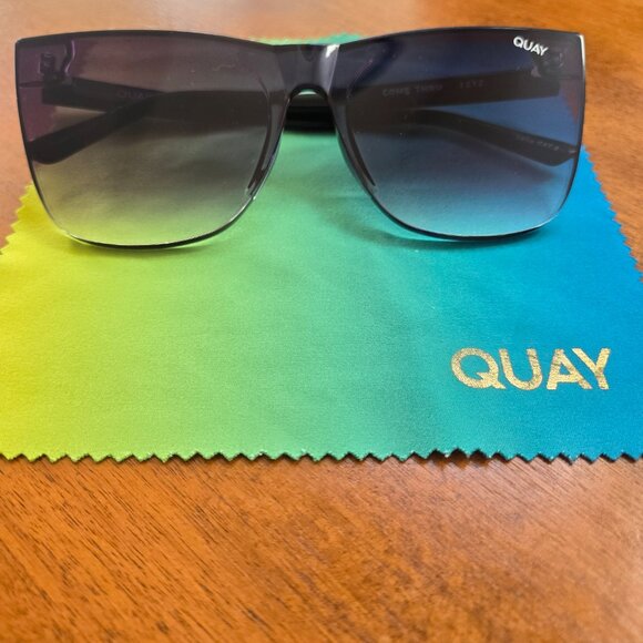 Quay Come Thru Sunglasses